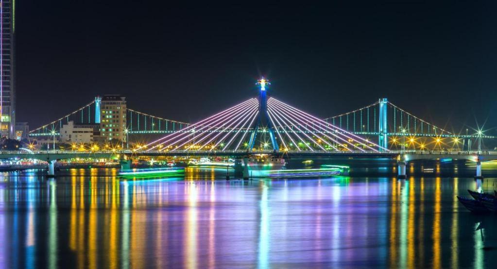 Omega Da Nang Beach Hotel Экстерьер фото
