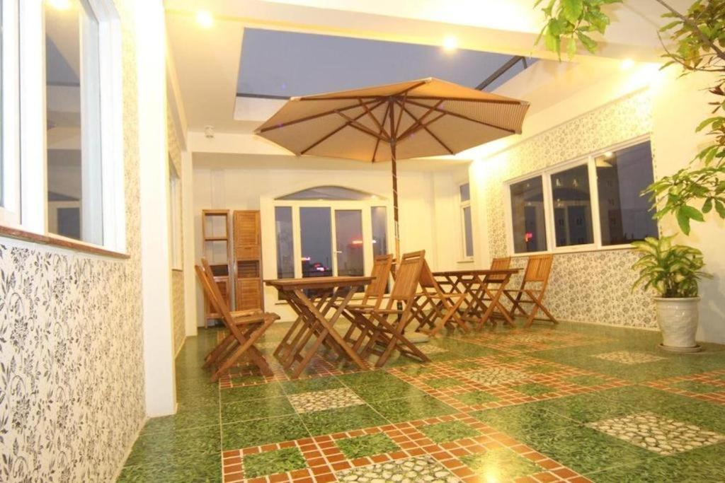 Omega Da Nang Beach Hotel Экстерьер фото